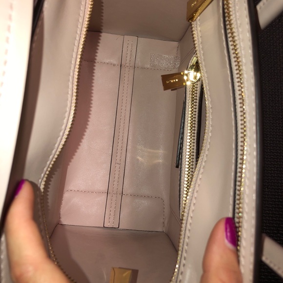 Michael Kors Purse - Picture 3 of 4